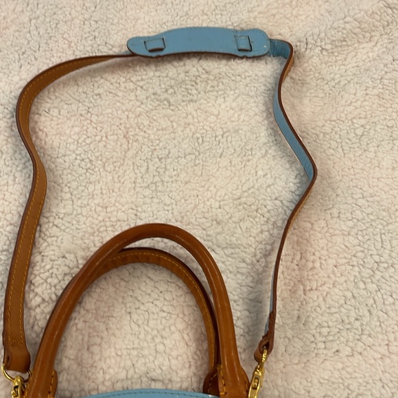Patent leather blue vintage Louis Vuitton shoulder bag. Authentic - Picture 16 of 16